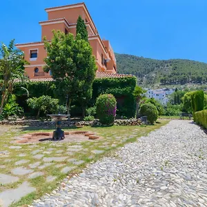 Rural Sierra Tejeda ** Alcaucín