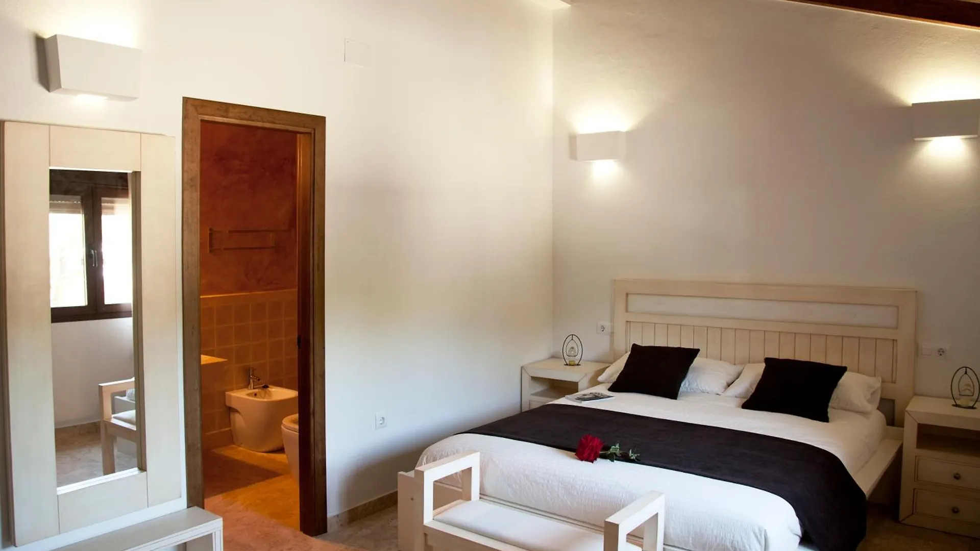 Arohaz Hotel & Restaurante Zahora