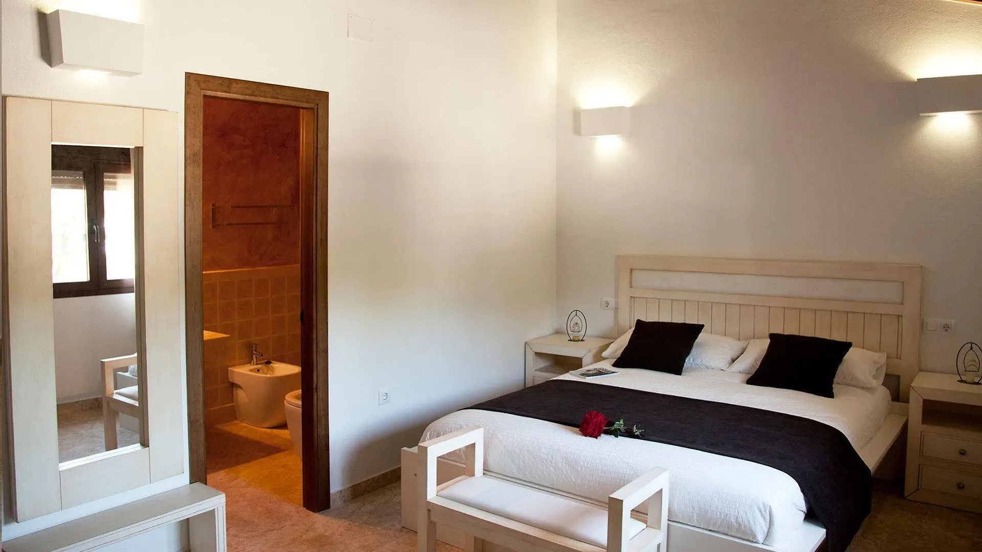Arohaz Hotel & Restaurante Zahora